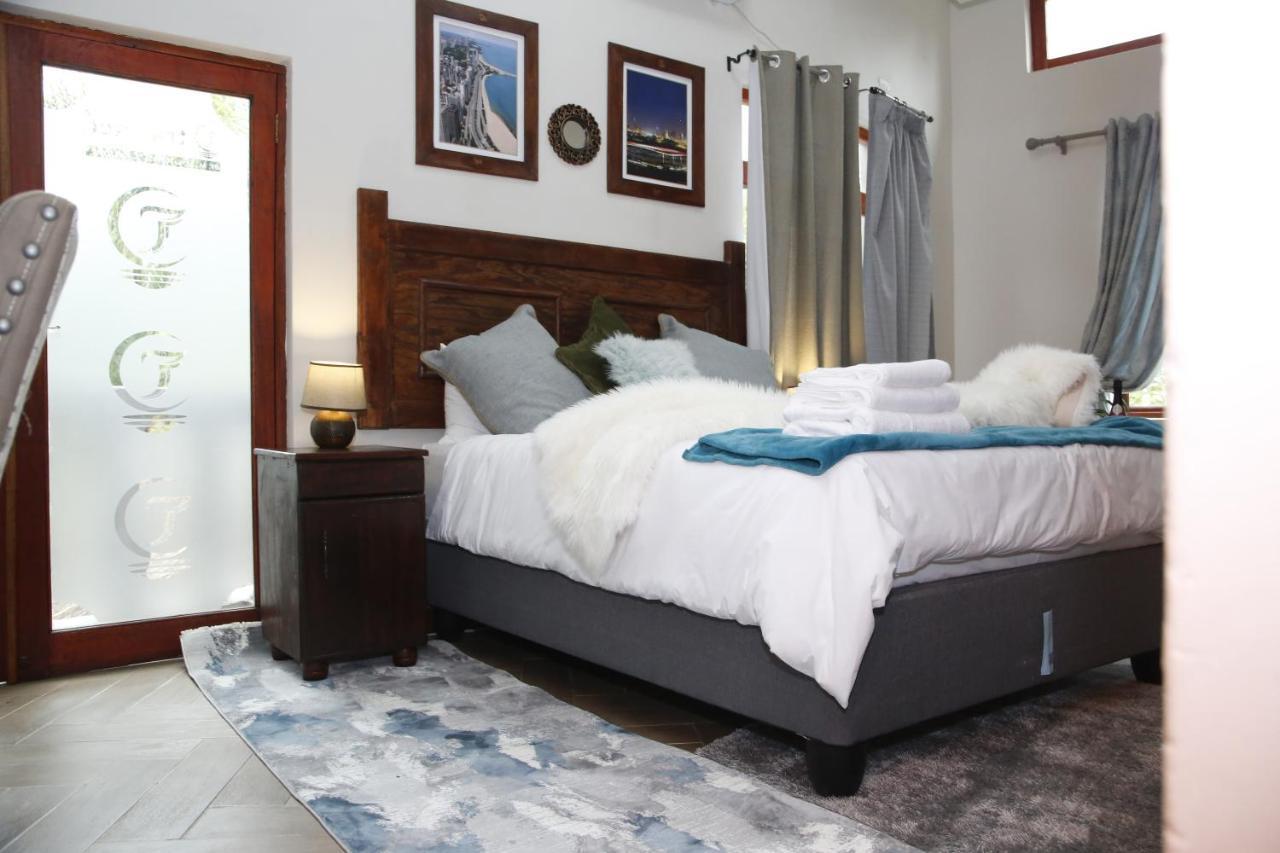 Travetel Or Tambo Airport Hotell Kempton Park Eksteriør bilde